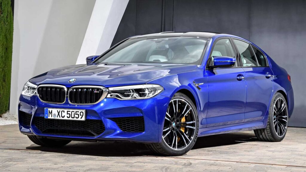 2017 bmw g30 m5 unveiled 1